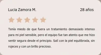 Tarjeta con reseña de Lucía Zamora sobre su experiencia con Orchidée Royale en Depidi.